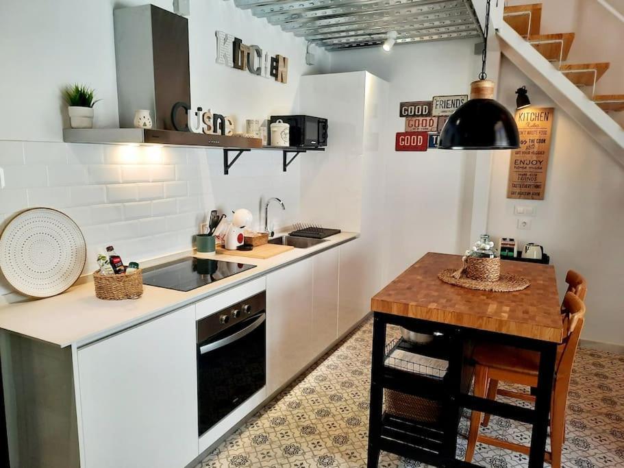 Loft Centrico Con Patio Bodega San Javier Apartment Jerez de la Frontera Luaran gambar